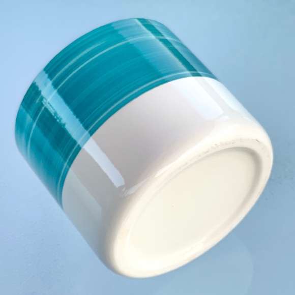 5"x4" Round Teal and White Ceramic Flower Pot - Picture 3 of 4